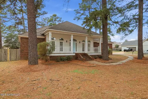 Exterior - 600 Bay Pointe Ln, Brandon, MS 39047 photo 1 of 6
