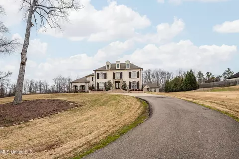 2466 Ross Rd, Olive Branch, MS 38654