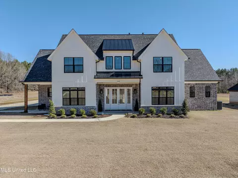 5042 Sophia Ln, Hernando, MS 38632