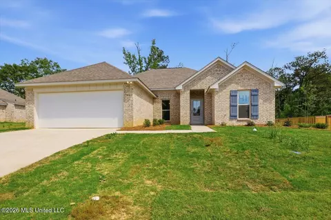 550 Patrick Farms Dr, Pearl, MS 39208