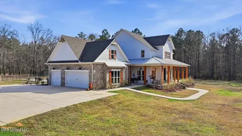 Exterior - 1503 Ainsworth Rd, Florence, MS 39073 photo 8 of 8