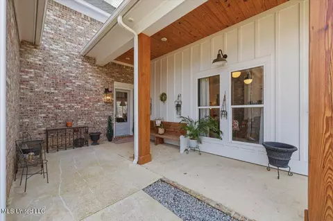Exterior - 1503 Ainsworth Rd, Florence, MS 39073 photo 6 of 8