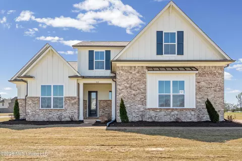 9135 Cedar Barn Cv, Olive Branch, MS 38654