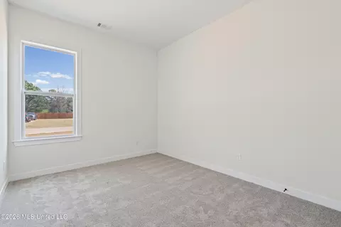 Bedroom - 9135 Cedar Barn Cv, Olive Branch, MS 38654 photo 6 of 6