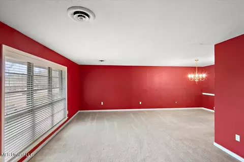 Living - 43 Stonegate Dr, Brandon, MS 39042 photo 1 of 5