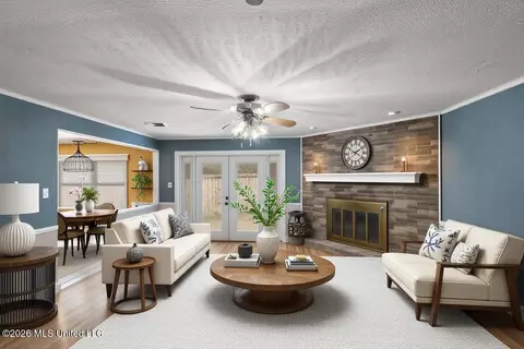 Living - 43 Stonegate Dr, Brandon, MS 39042 photo 3 of 4