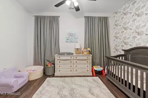 Bedroom - 112 Oak Manor Dr, Coldwater, MS 38618 photo 3 of 4