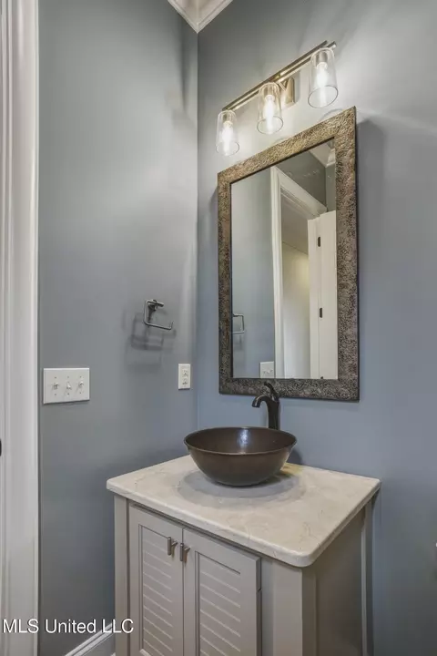 Bath - 103 Camden Way, Madison, MS 39110 photo 1 of 7