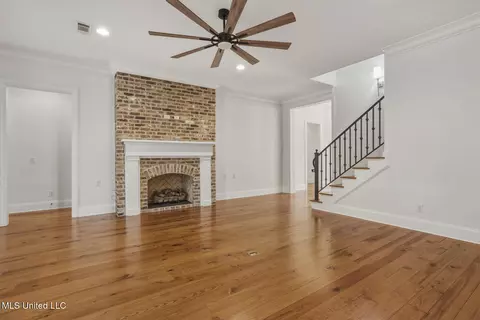 Living - 103 Camden Way, Madison, MS 39110 photo 2 of 6
