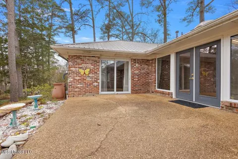 Exterior - 489 Cheyenne Ln, Madison, MS 39110 photo 5 of 11
