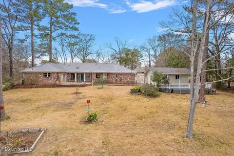 Exterior - 489 Cheyenne Ln, Madison, MS 39110 photo 10 of 11