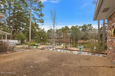 Exterior - 489 Cheyenne Ln, Madison, MS 39110 photo 6 of 11