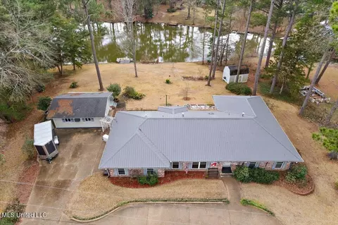 Exterior - 489 Cheyenne Ln, Madison, MS 39110 photo 9 of 11
