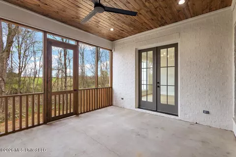 Exterior - 207 Welchshire Dr, Madison, MS 39110 photo 5 of 5