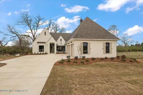 207 Welchshire Dr, Madison, MS 39110