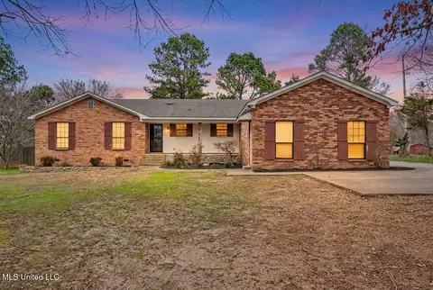 3810 Church Rd, Horn Lake, MS 38637