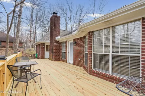 Exterior - 4198 Bienville Rd, Nesbit, MS 38651 photo 4 of 13