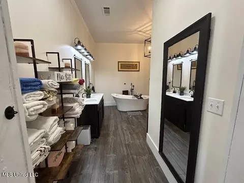 Bath - 588 Union St, Gloster, MS 39638 photo 3 of 6