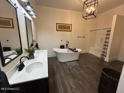 Bath - 588 Union St, Gloster, MS 39638 photo 4 of 6
