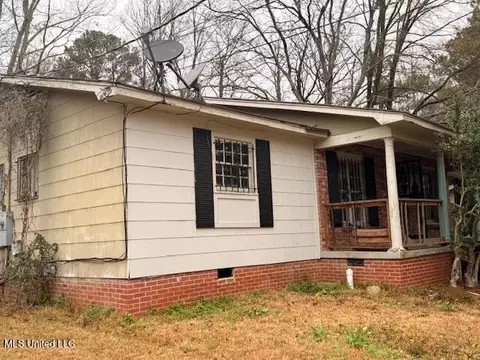 1725 Camellia Ln, Jackson, MS 39204