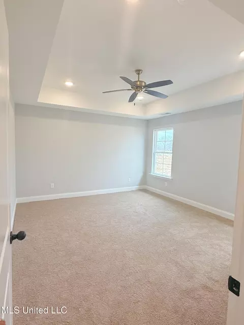 6094 E River Birch Rd, Walls, MS 38680 photo 3