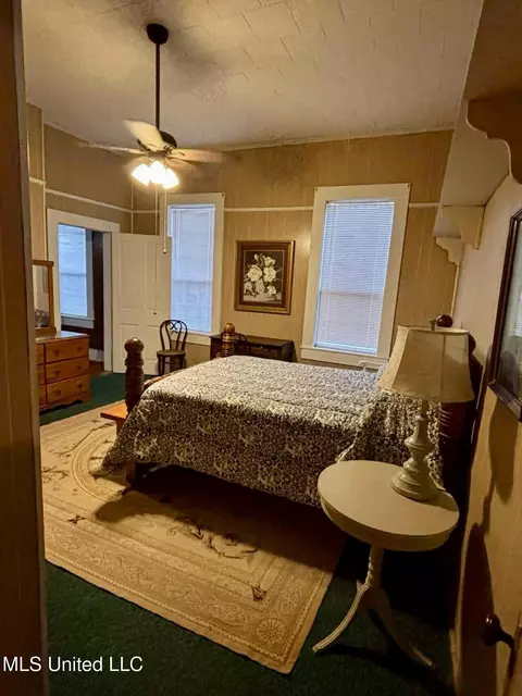 Bedroom - 156 W Enterprise St, Brookhaven, MS 39601 photo 1 of 1