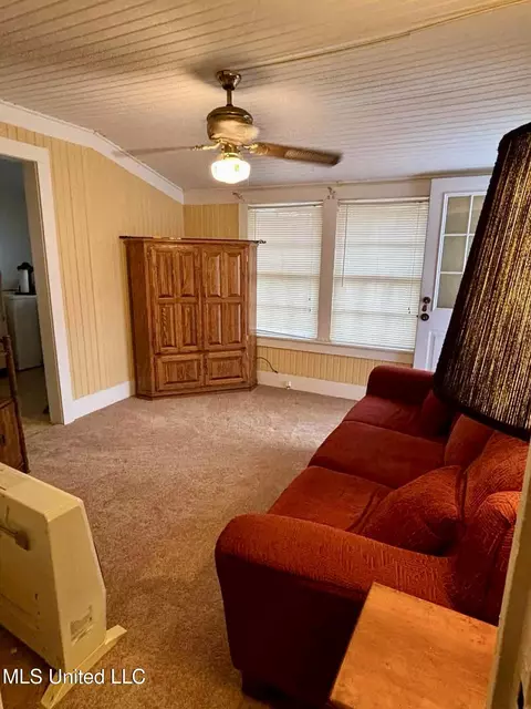Other - 156 W Enterprise St, Brookhaven, MS 39601 photo 4 of 5