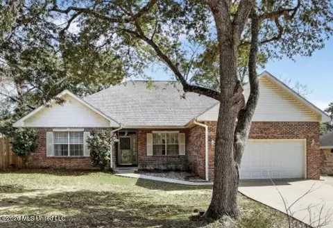 883 Alawai Ave, Diamondhead, MS 39525