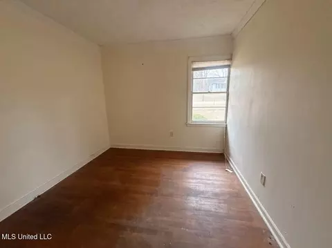 Bedroom - 216 Meadowview St, Jackson, MS 39209 photo 2 of 2
