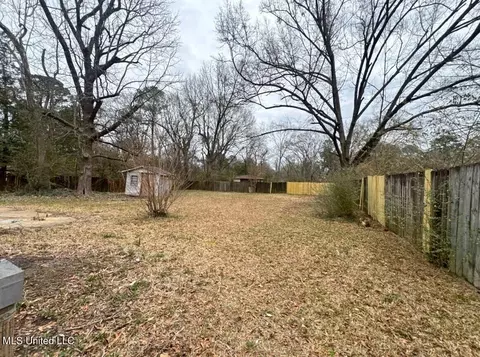Exterior - 216 Meadowview St, Jackson, MS 39209 photo 2 of 2