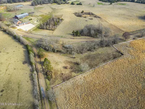 3943 Mississippi 22, Flora, MS 39071 photo 11