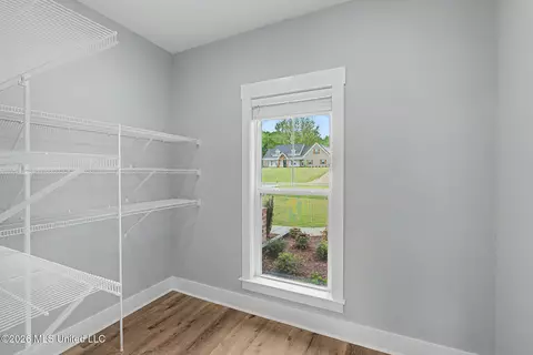 Entry Way - 2401 Lauren Way, Hernando, MS 38632 photo 2 of 4