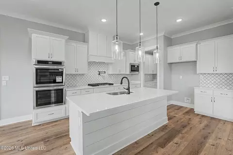 Kitchen - 2401 Lauren Way, Hernando, MS 38632 photo 1 of 3