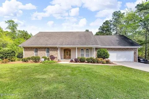 40 Brody Ln, Petal, MS 39465
