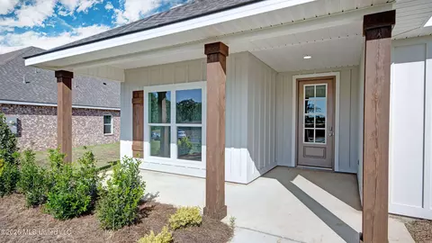566 Edenberg Bnd, Pearl, MS 39208