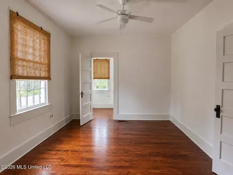 Bedroom - 34 Orange Ave, Natchez, MS 39120 photo 2 of 3