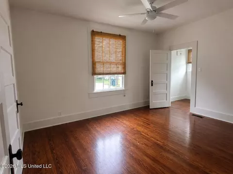 Bedroom - 34 Orange Ave, Natchez, MS 39120 photo 1 of 3