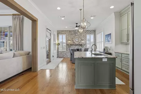 Entry Way - 142 Camden Shrs, Madison, MS 39110 photo 1 of 3