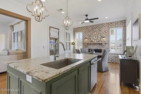Kitchen - 142 Camden Shrs, Madison, MS 39110 photo 6 of 6