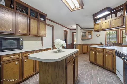 Kitchen - 809 Springlake Dr, Terry, MS 39170 photo 1 of 5