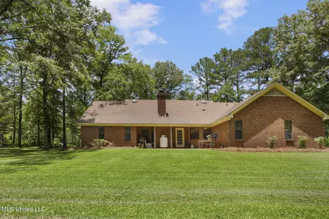 Exterior - 809 Springlake Dr, Terry, MS 39170 photo 11 of 20