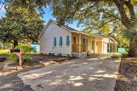 800 Ruth Ave, Gulfport, MS 39501