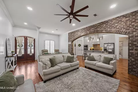 Entry Way - 110 Tail Feather Dr, Madison, MS 39110 photo 1 of 3