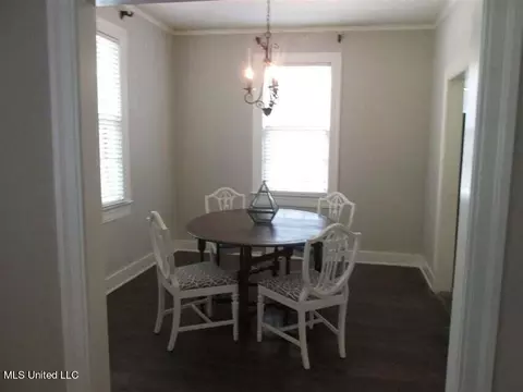 Dining - 1846 Howard St, Jackson, MS 39202 photo 2 of 2