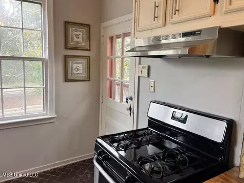 Kitchen - 1846 Howard St, Jackson, MS 39202 photo 3 of 3