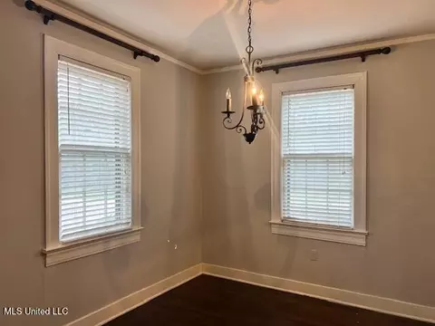 Dining - 1846 Howard St, Jackson, MS 39202 photo 1 of 2