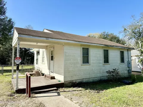321 Hiller Dr, Biloxi, MS 39531