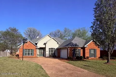 102 Hampshire Dr, Madison, MS 39110