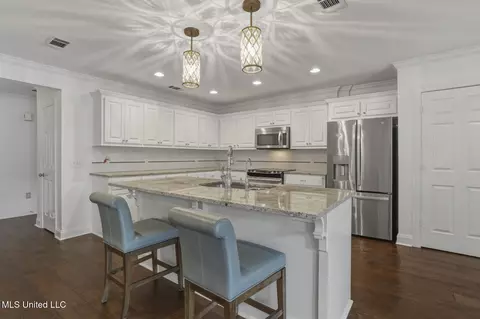 Kitchen - 35 Eastbrooke St, Jackson, MS 39216 photo 2 of 5