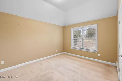 Bedroom - 9073 Lyon Cv, Olive Branch, MS 38654 photo 2 of 3